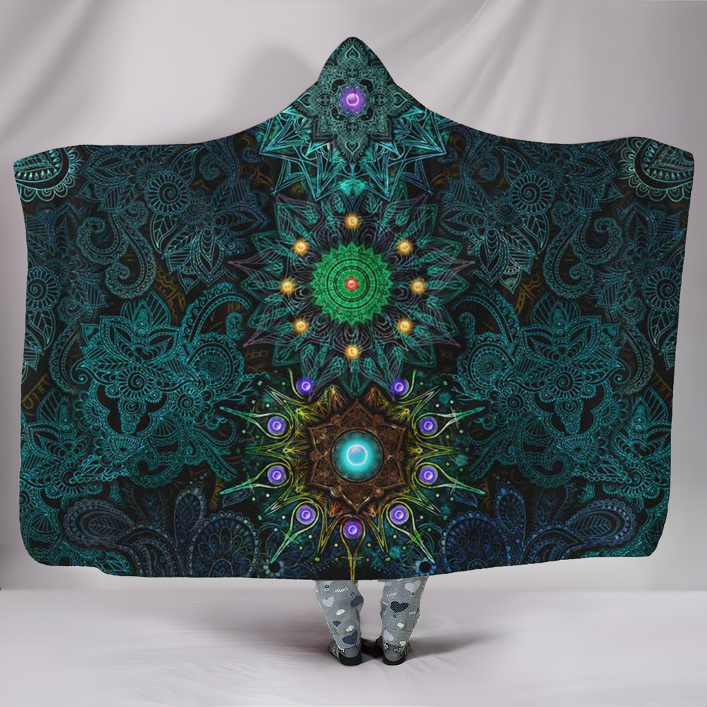 Mandala Hooded Planket 3D – Unique, Luxurious and Comfortable Mandala Hooded Blanket. BLKAC12