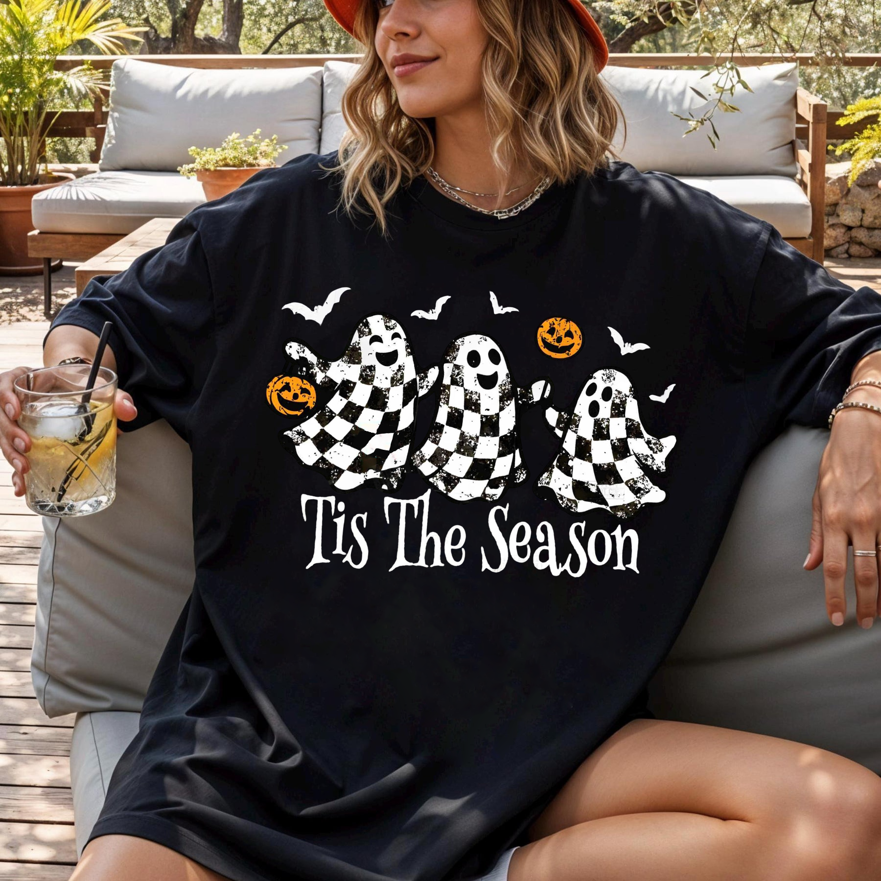 Cute Halloween Ghost T-Shirt, Funny Spooky Season Tee with Pumpkins and Bats, Fall Aesthetic Shirt for Women