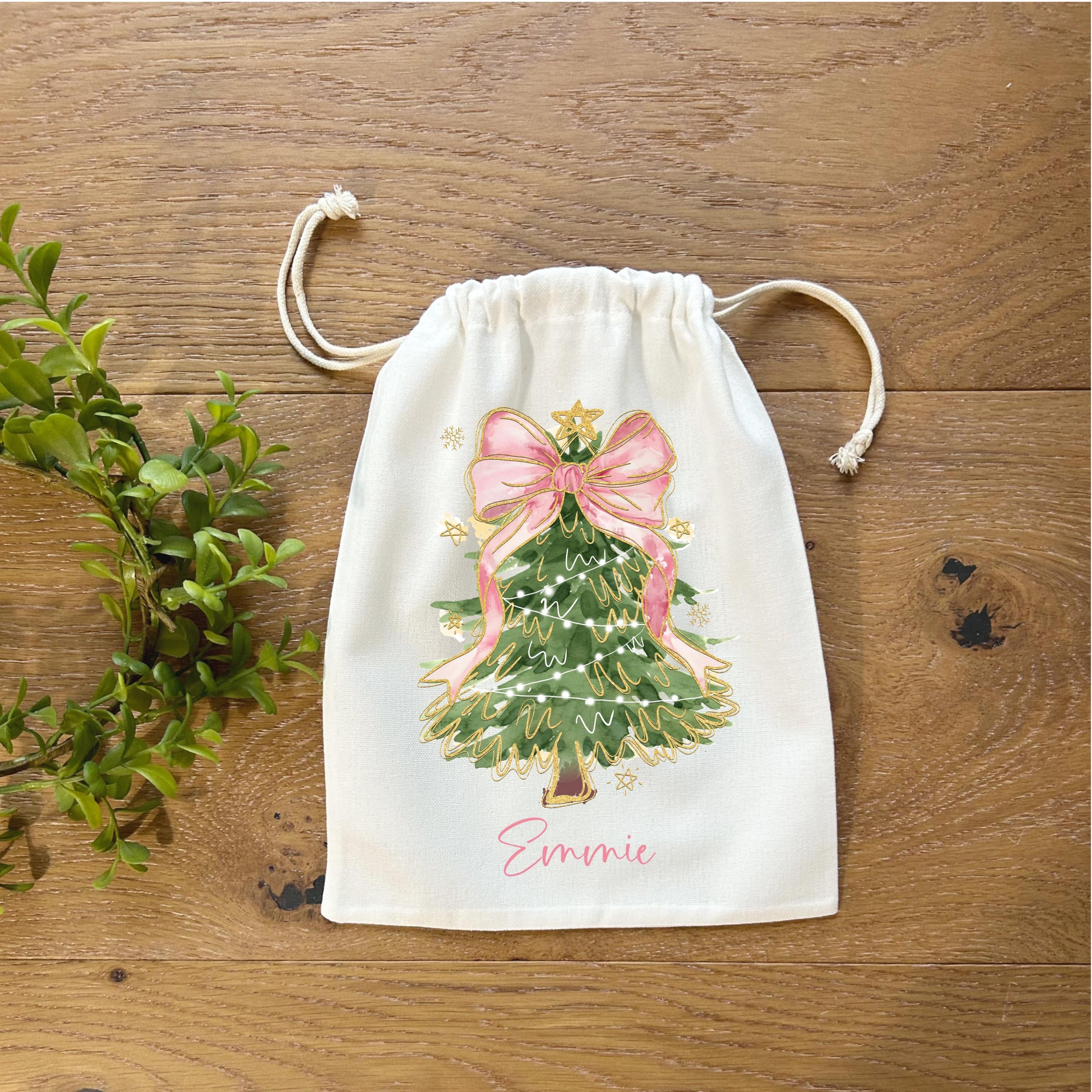 Christmas Tree Gift Bag, Personalized Drawstring Bag, Holiday Favor Bag with Pink Bow, Small Xmas Gift Bag with Name, Party Favor Bag