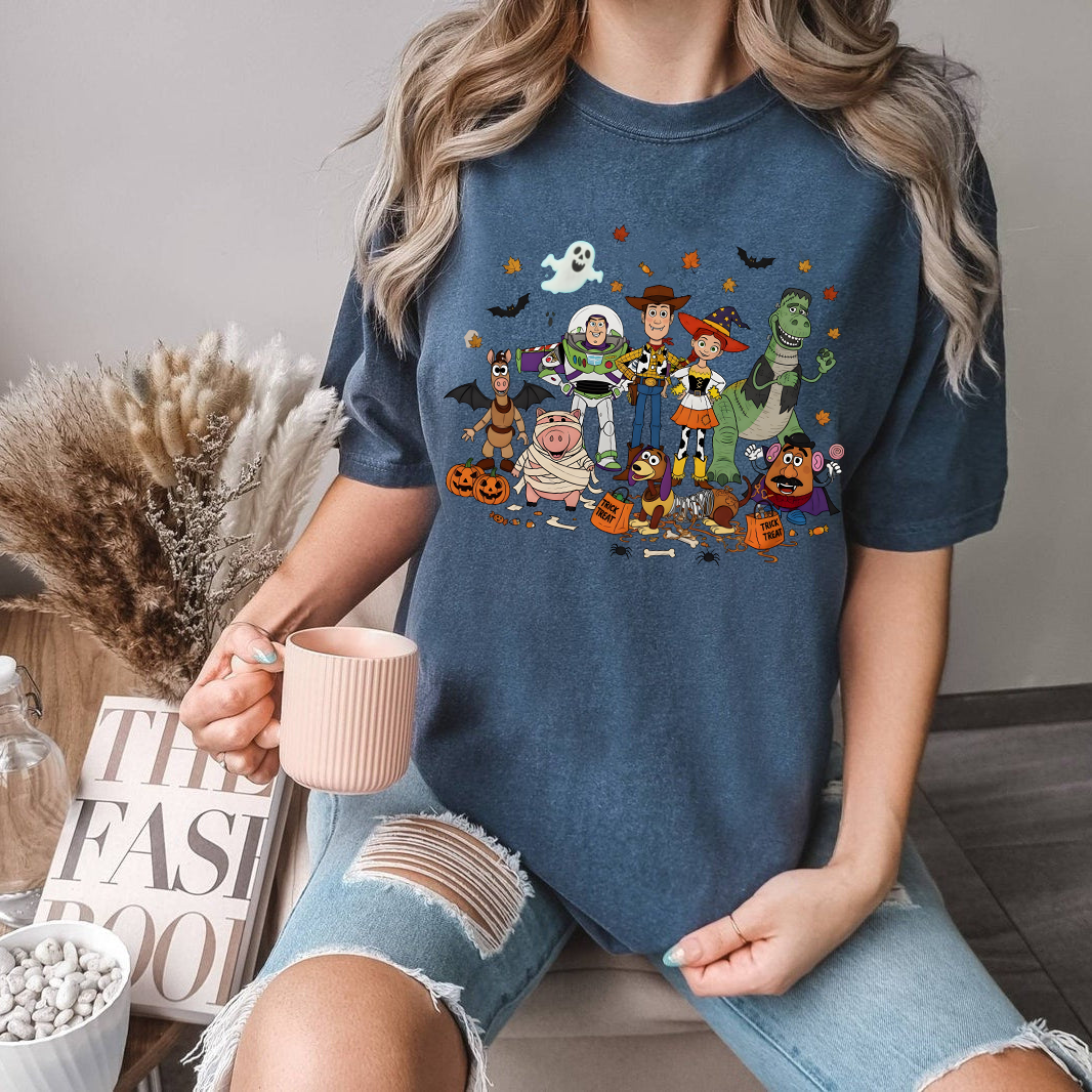 Retro Halloween Shirt, Spooky Ghost T-Shirt, Trick Or Treat Shirt, Fall Vibes Tee, Vintage Halloween Shirt, Unisex Halloween T-Shirt, Spooky Season Shirt