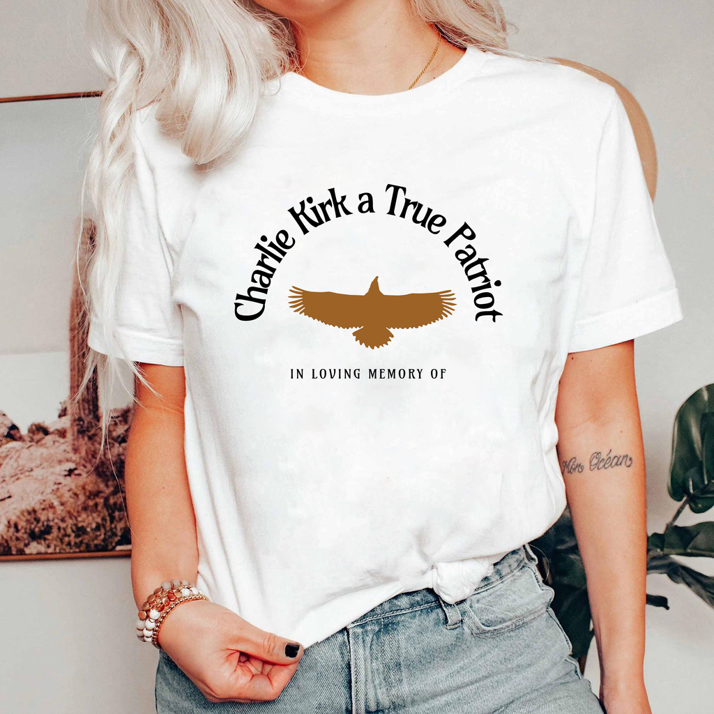 Soaring Eagle Shirt, Freedom Graphic Tee, Patriotic American Bird T-Shirt, Nature Wildlife Eagle Top, USA Pride Gift Shirt