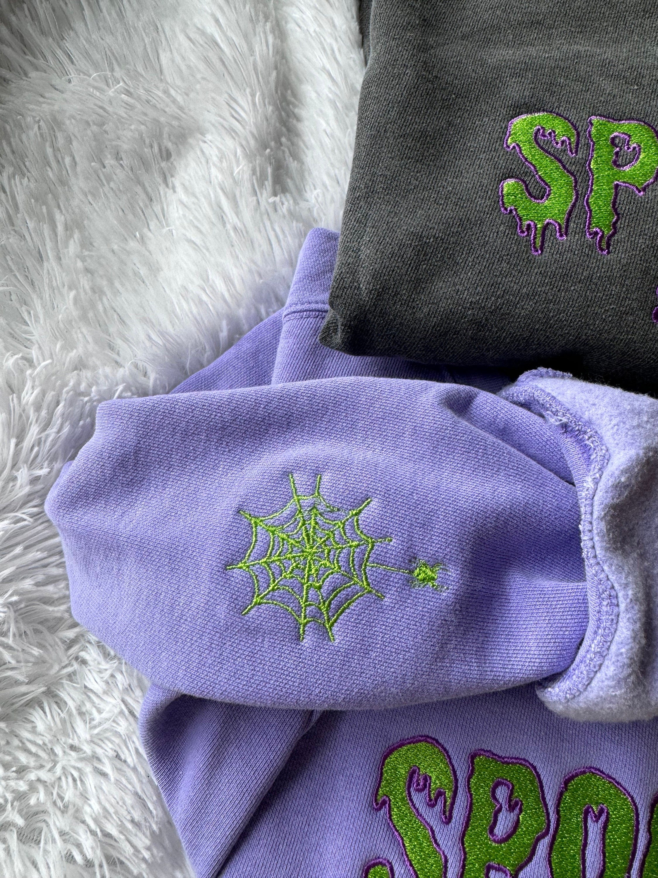 Embroidered Spooky Season Sweatshirt, Embroidered Sweatshirt Halloween, Sweatshirt Spooky Season Crewneck, Halloween Crewneck, Halloween Sweater EBAC23