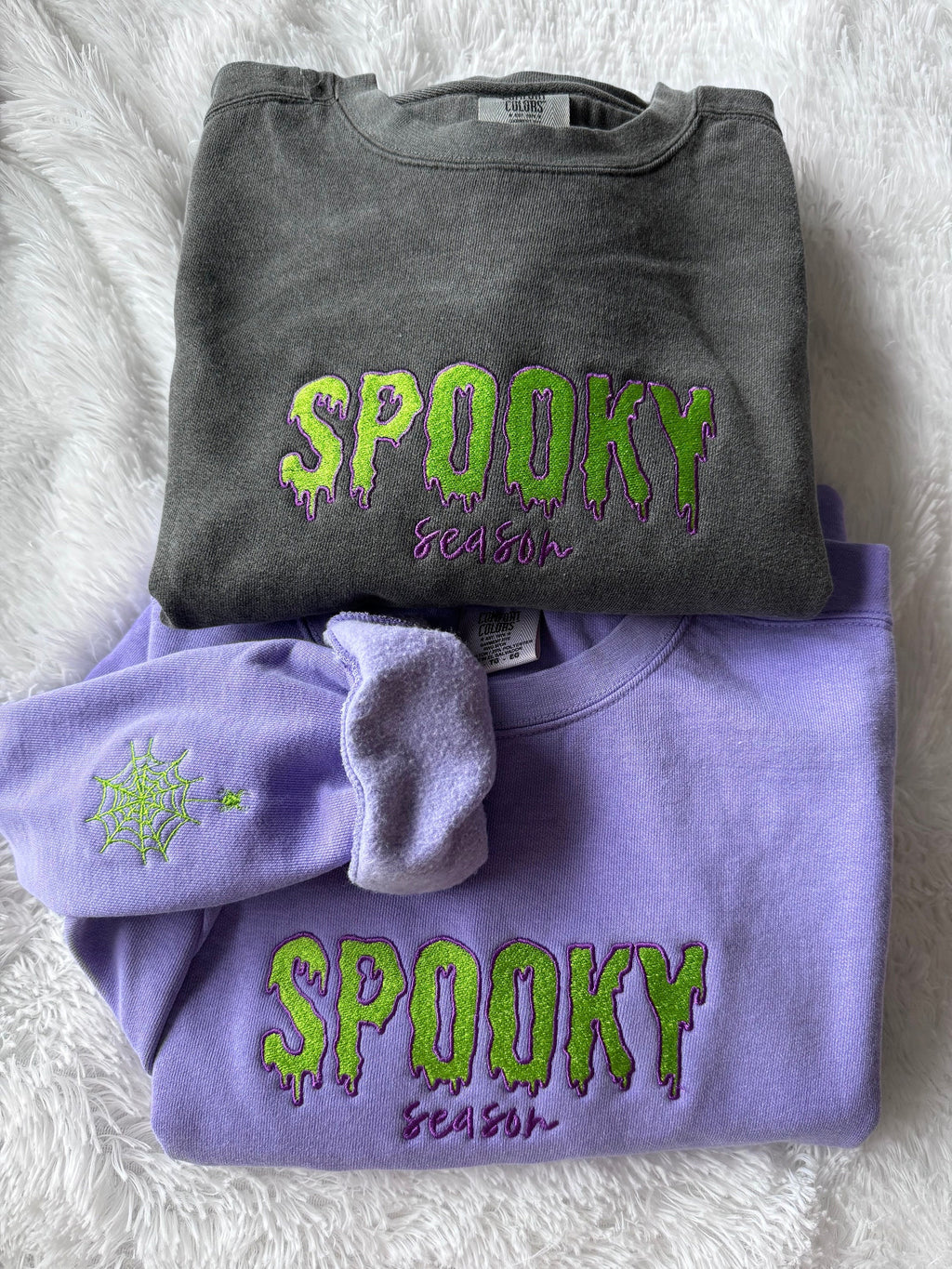 Embroidered Spooky Season Sweatshirt, Embroidered Sweatshirt Halloween, Sweatshirt Spooky Season Crewneck, Halloween Crewneck, Halloween Sweater EBAC23