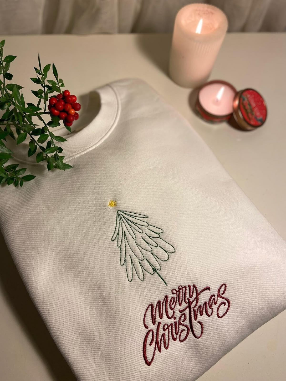 Minimal Christmas Tree Embroidered Sweatshirt, Merry Christmas Sweater, Cozy Winter Outfit, Holiday Crewneck Gift for Her & Him EBAC81