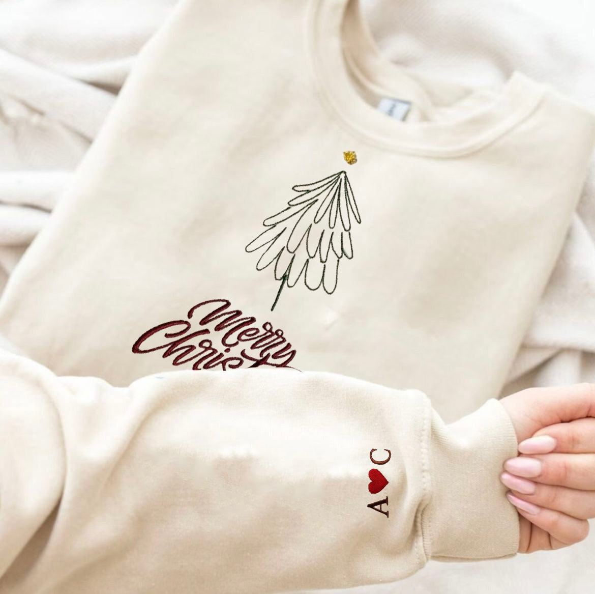 Minimal Christmas Tree Embroidered Sweatshirt, Merry Christmas Sweater, Cozy Winter Outfit, Holiday Crewneck Gift for Her & Him EBAC81