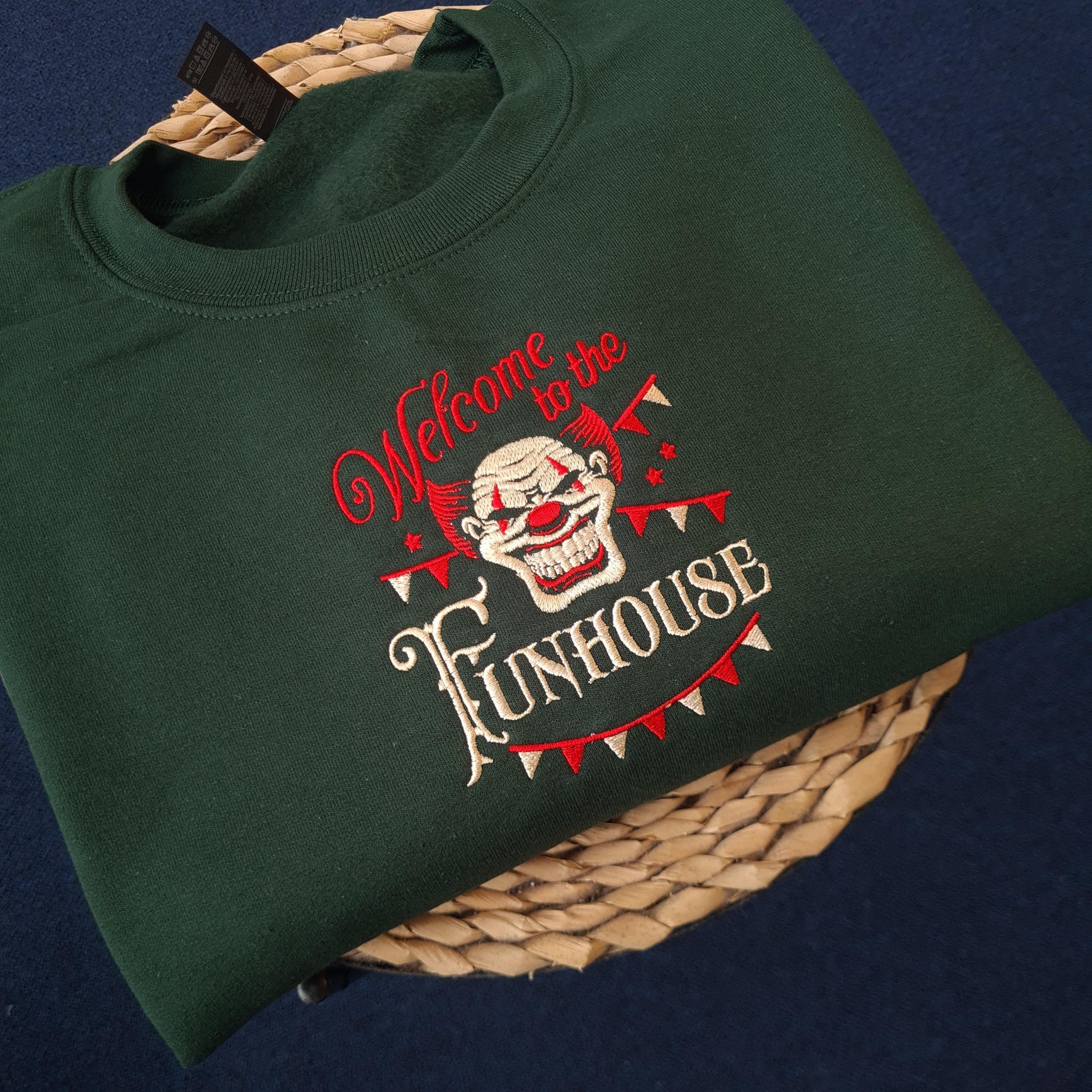 Embroidered Halloween Clown Sweatshirt, Scary Clown Sweatshirt, Halloween Scary Jumper, Vintage Halloween Embroidered Crewneck, Halloween Gift EBAC27