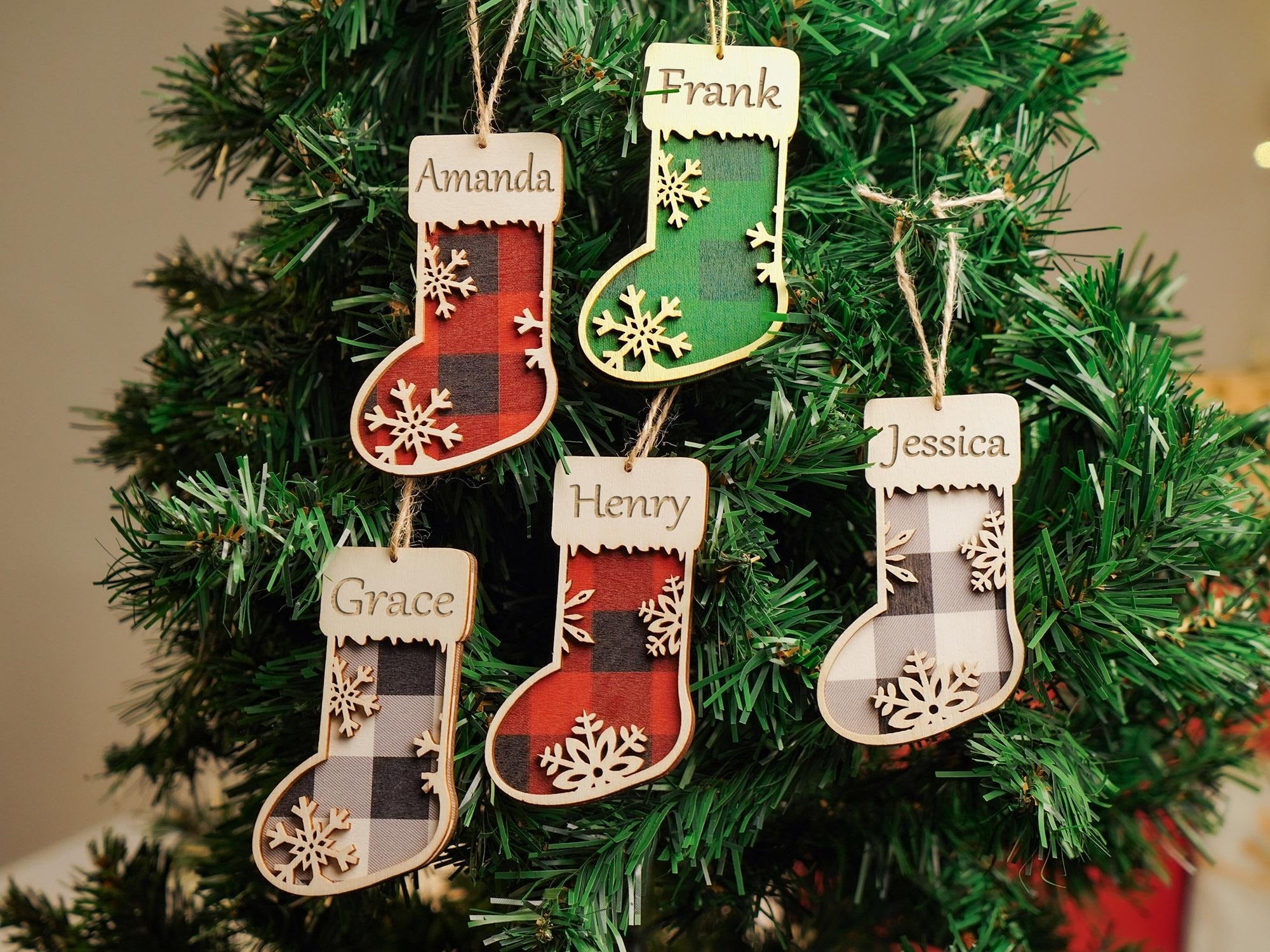 Personalized Family Christmas Tree Ornament, Family Name Ornament, Custom Wooden Family Christmas Ornament, Christmas Decor, Holiday Ornament