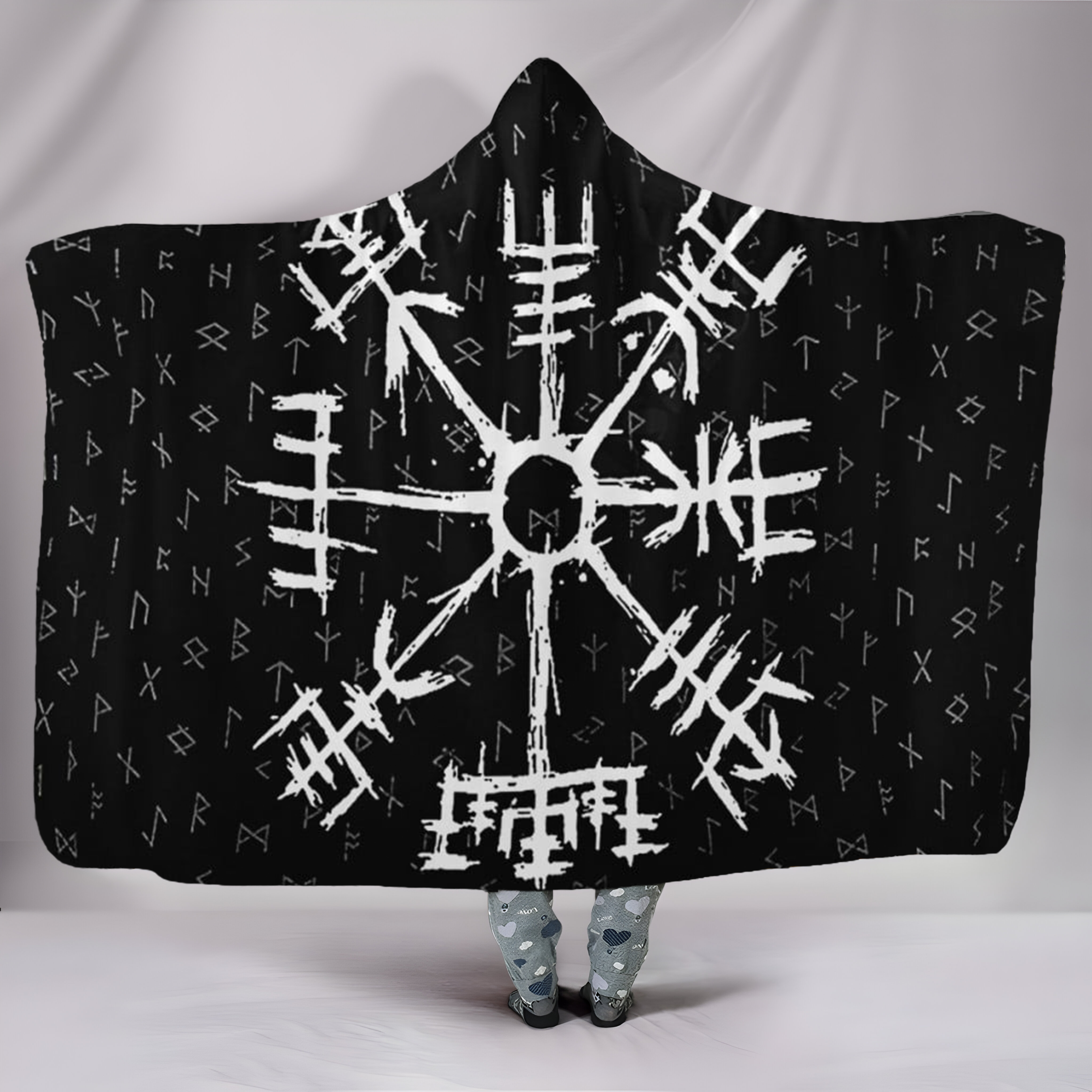 Viking Hooded Blanket with Vegvisir Rune Symbol, Norse Mythology Sherpa Throw, Cozy Warm Cloak for Men Women, Nordic Warrior Gift Blanket. BLKAC35