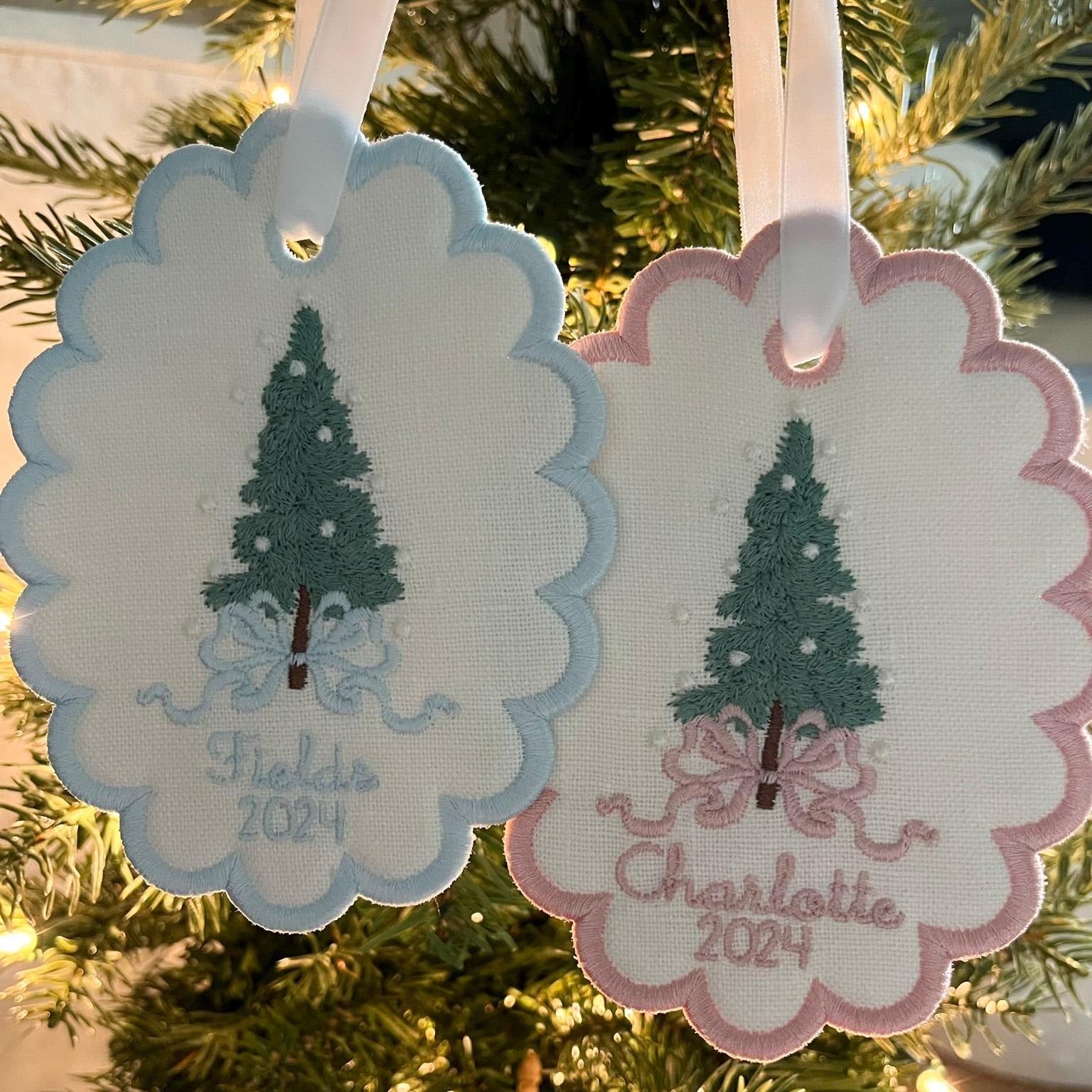 Custom Embroidered Christmas Ornament, Baby’s First Christmas Keepsake, Personalized Name & Year Decoration, Holiday Gift Tag