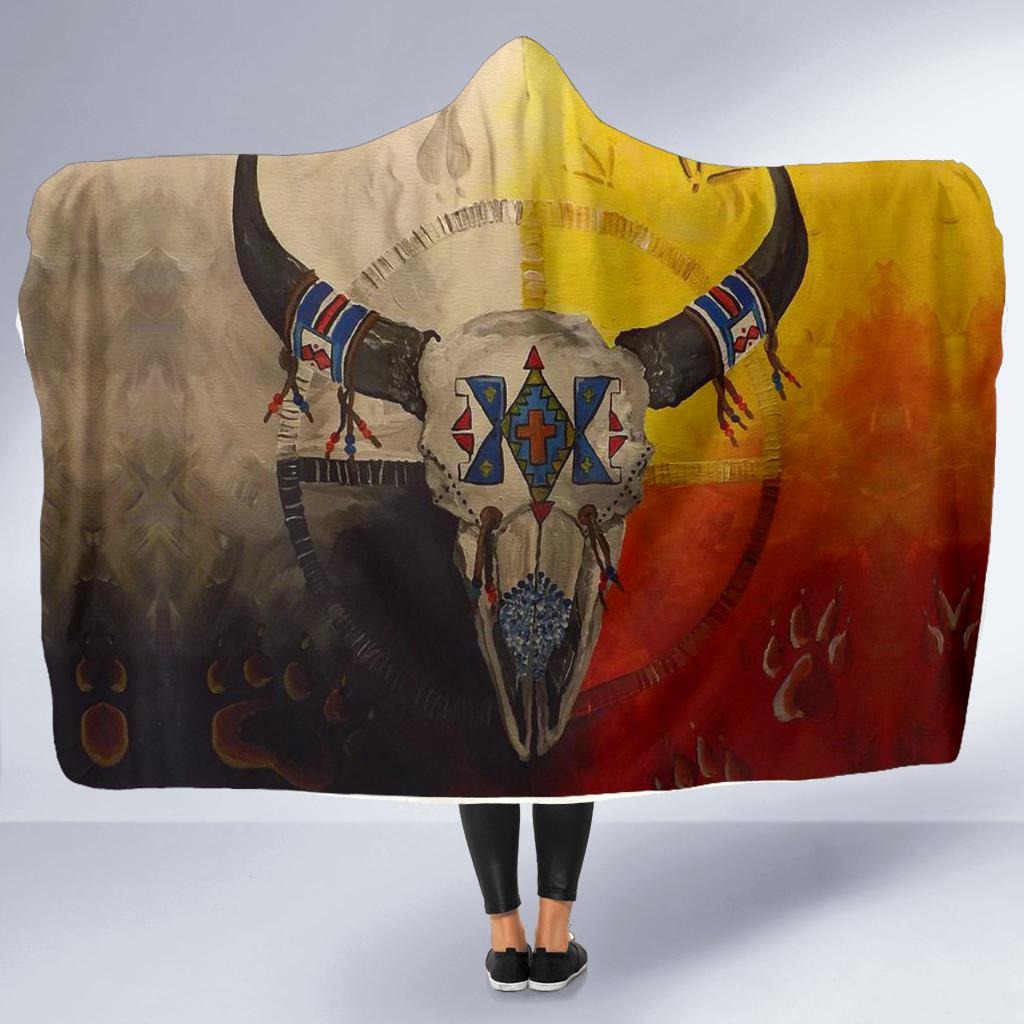 Native American Hooded Blanket, Tribal Buffalo Skull Design, Cozy Warm Indigenous Style Throw, Perfect Gift for Outdoor and Home Use. BLKAC47