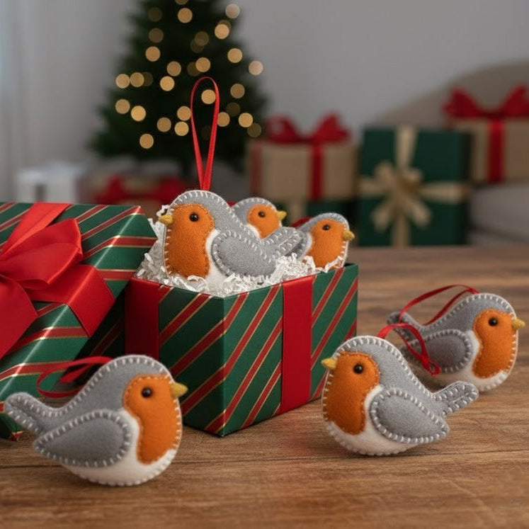 Personalized Robin Ornament, Baby Bird Ornament, Custom Name Keepsake, Handmade Ornament, Animal Keepsake Gift