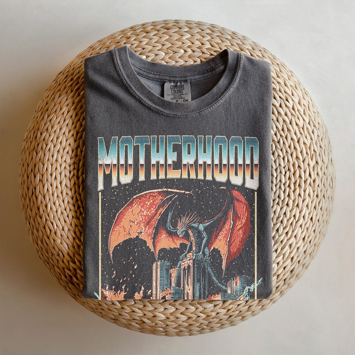 Retro Motherhood Shirt, Vintage Dragon Mom Tee, 90s Fantasy Graphic Tee, Mother’s Day Gift