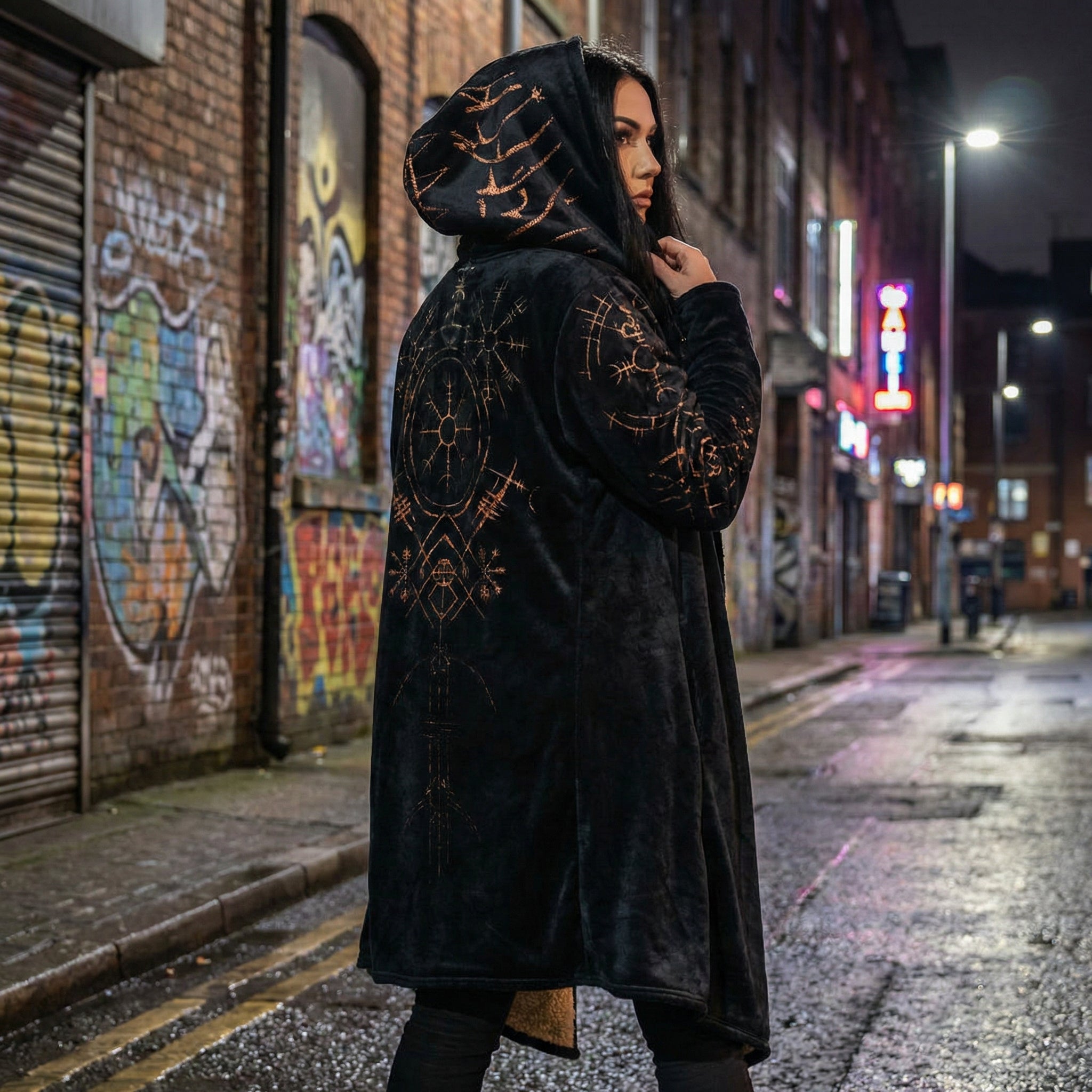 The Stave Rune Cloak – Nordic Stave Symbol Hooded Cloak with Faux Fur Lining, Mystic Norse Winter Cape