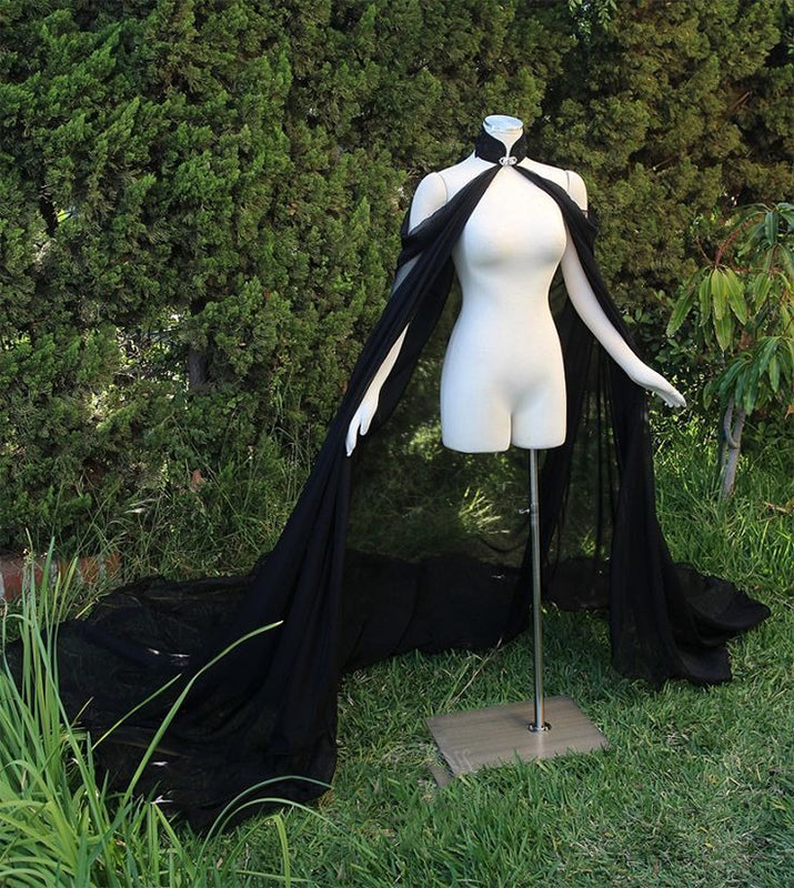 Halloween Costumes, Black Gothic Hooded Cape, Witch Cloak for Halloween, Long Vampire Cloak for Women
