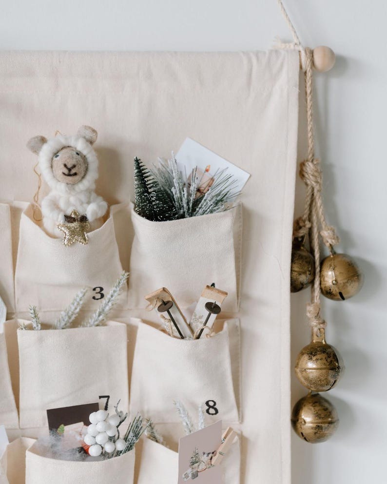 Minimalist Fabric Advent Calendar, Christmas Countdown Wall Hanging, 24 Pocket Reusable Calendar, Holiday Decor Gift